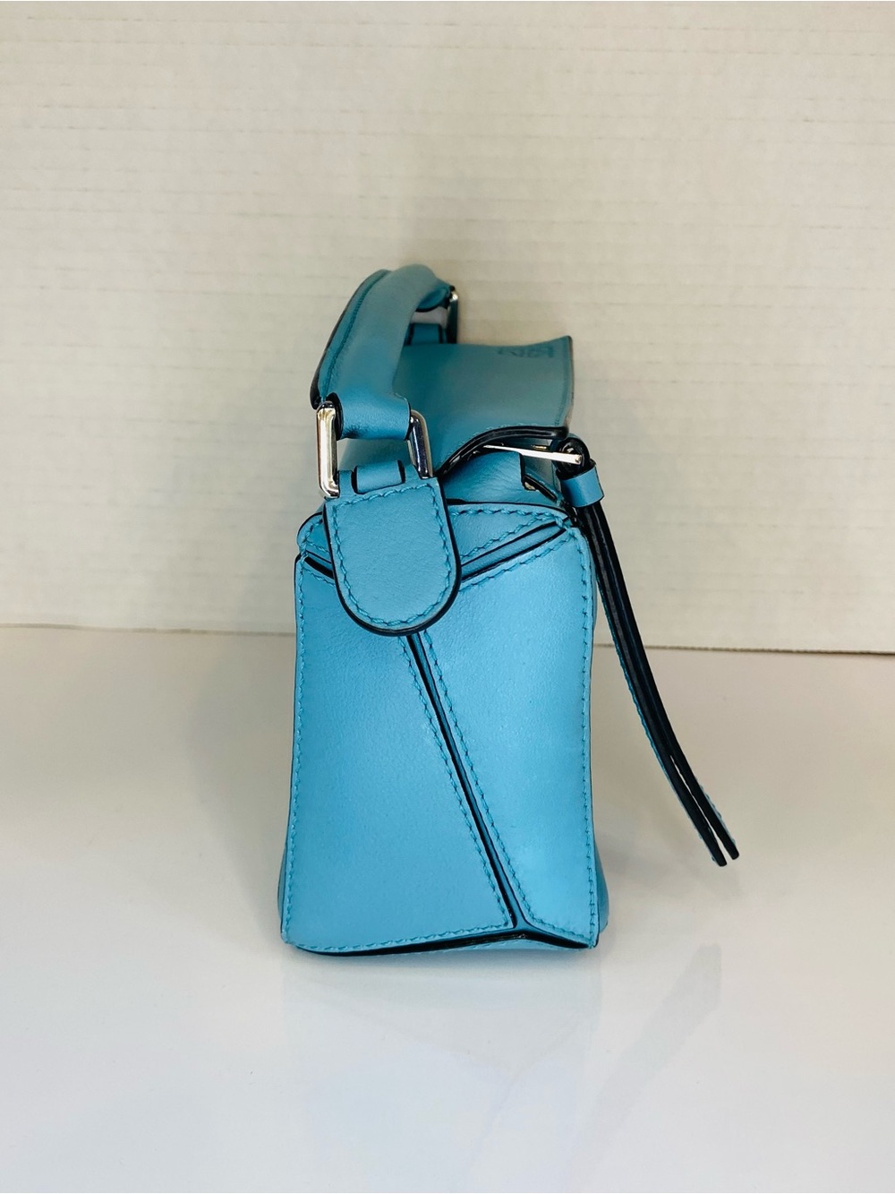 Women's Loewe Puzzle bag mini Blue Leather Top-Handle Bag - Picture 3 of 12
